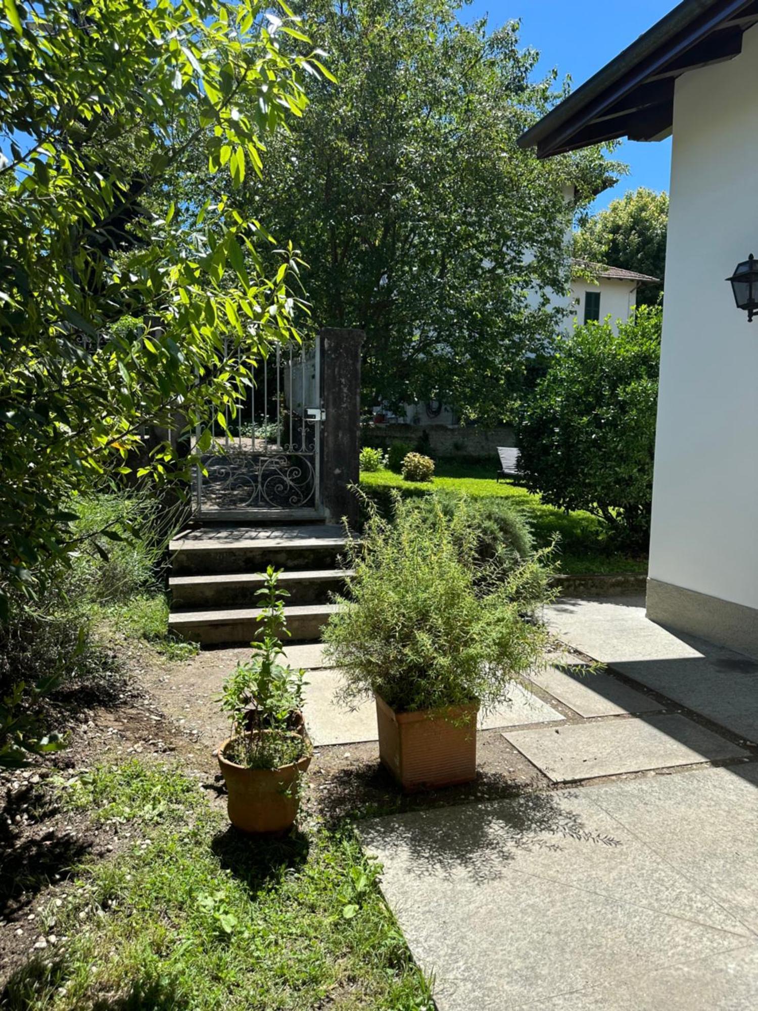 Casa Del Custode: Renovated Flat With Garden In A Villa Near The Lake Стреза Екстер'єр фото